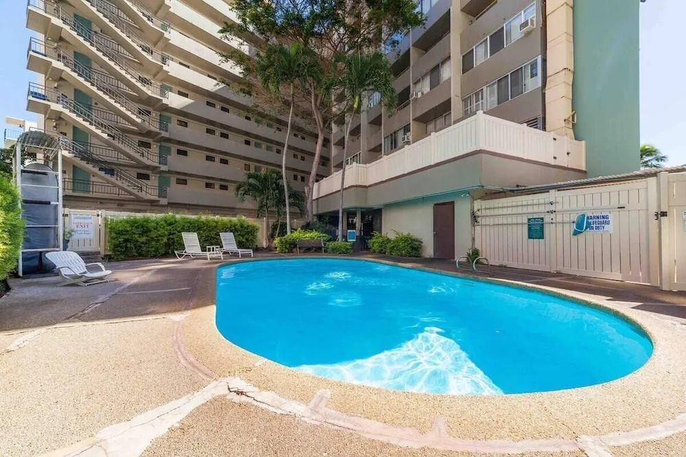 Marbella Lane - Waikiki Studio Beach 15 Steps