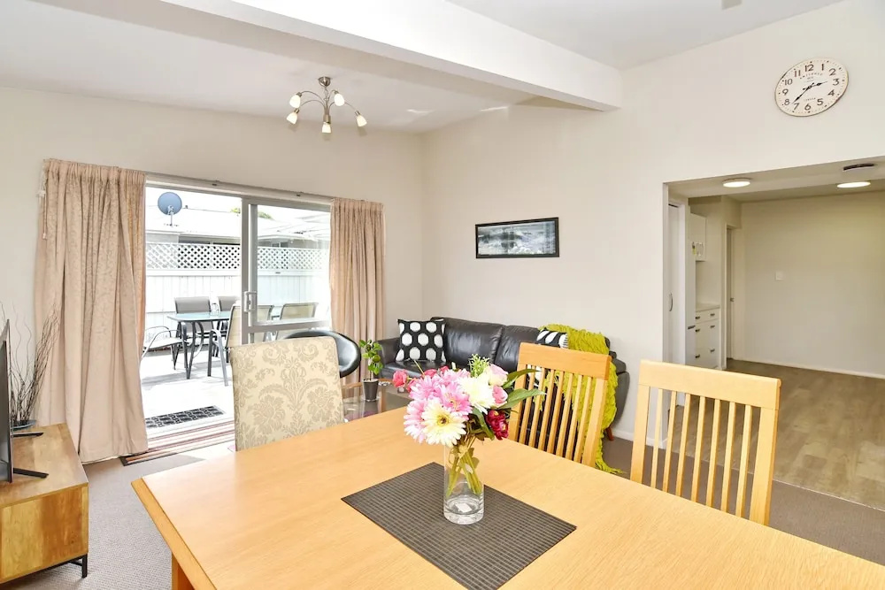 Longmuir - Christchurch Holiday Homes