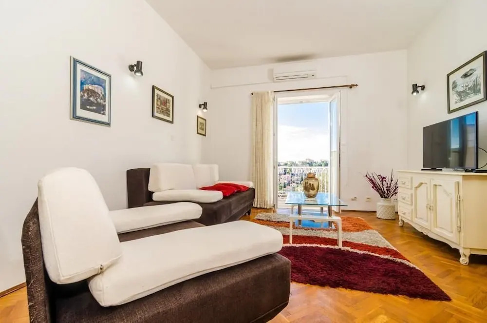 Apartments Charming