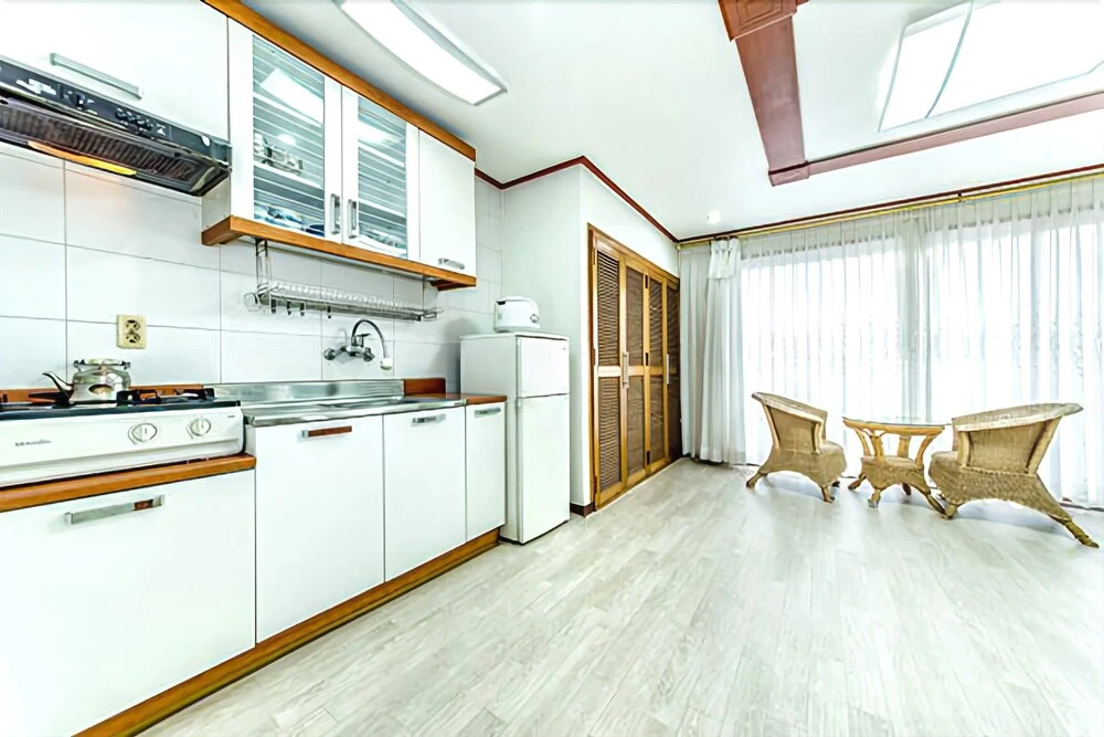 Jeju Dongsan Nara Pension