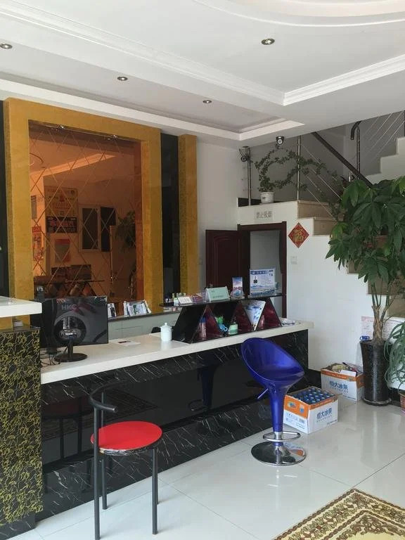 Pearl Fashion Inn