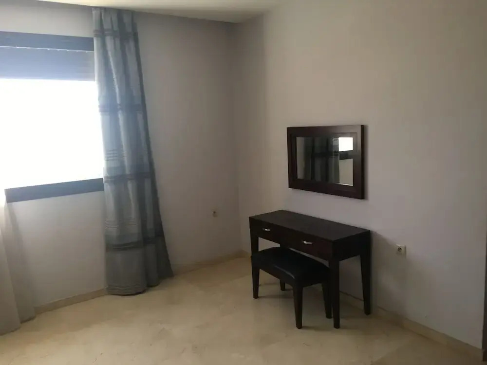 Spacious Comfortable Villa Ref T72024