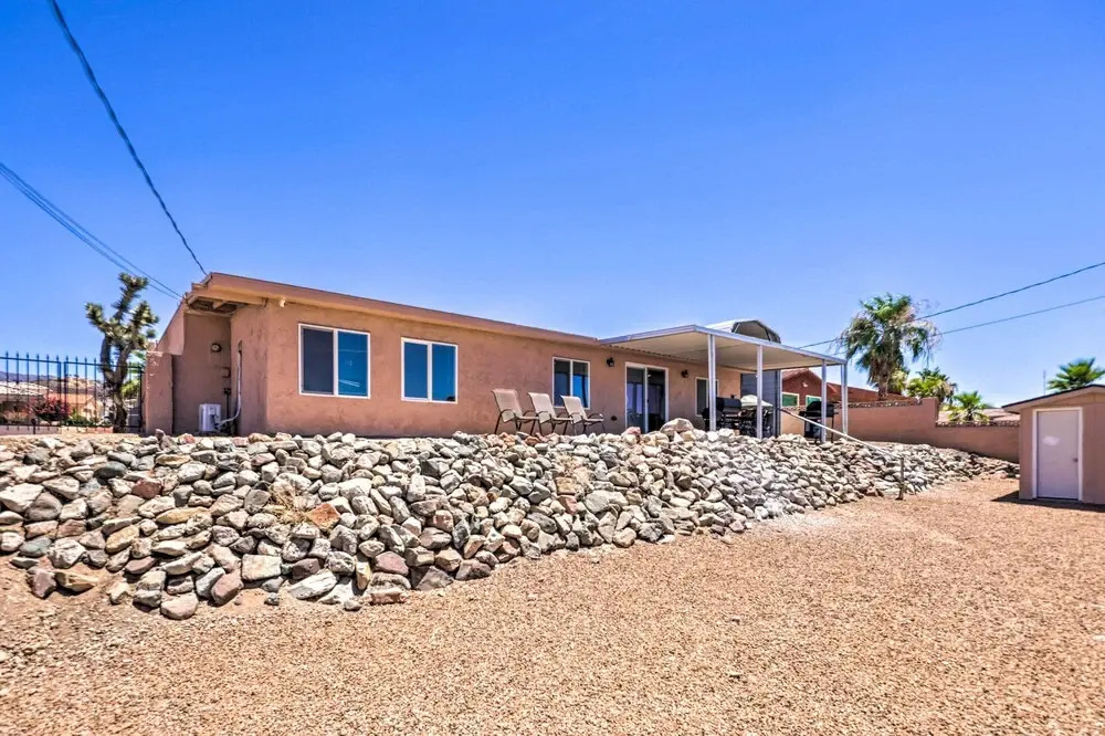 Patio & Grills: Mtn-view Home in Lake Havasu City!