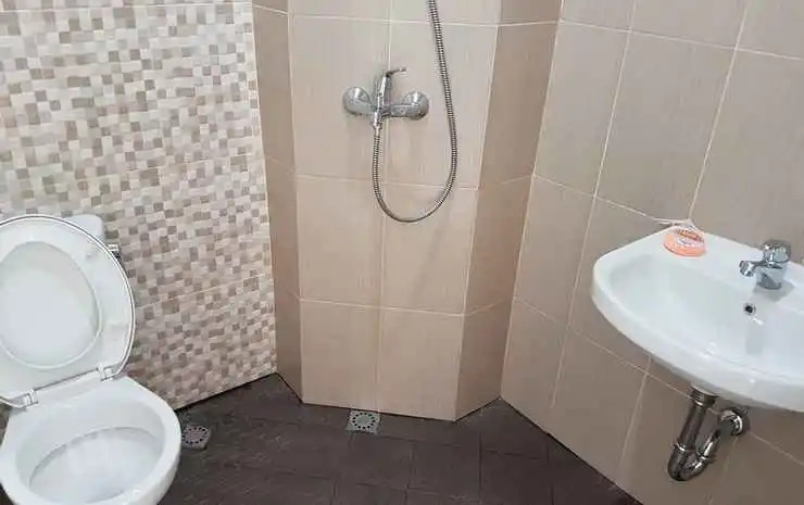 Ahira Guesthouse