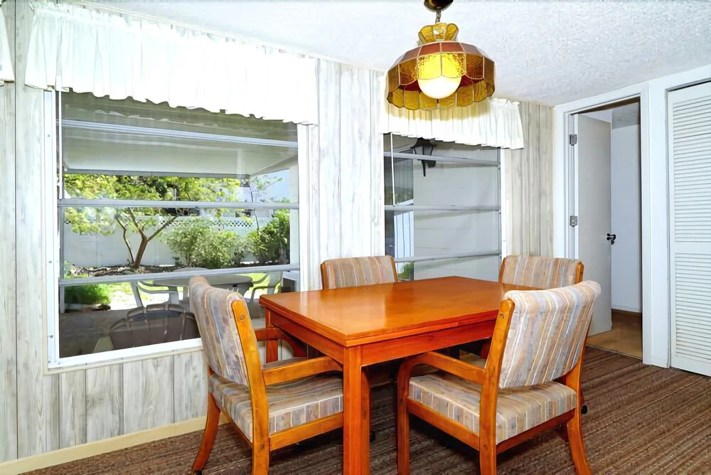 Pier House 3 Bedrooms 2 Bathrooms Home