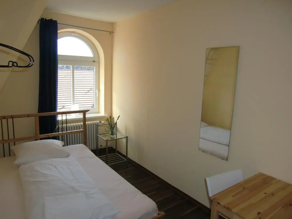 Blue Doors Hostel Altstadt