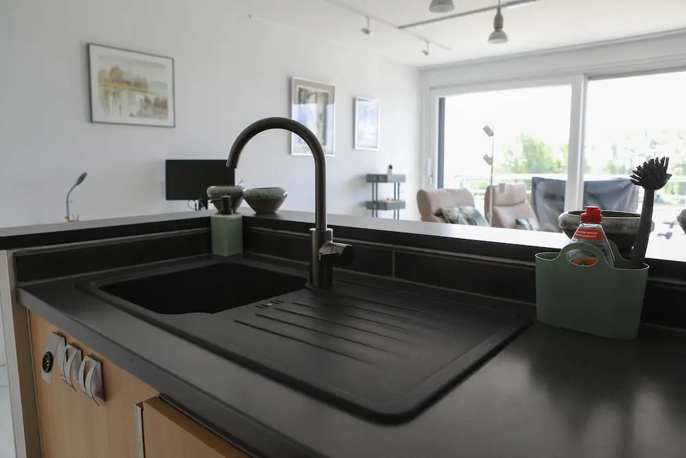 Harbour View Stay - Stylish Apartment With Stunning Views in the Marina of Zeebrugge
