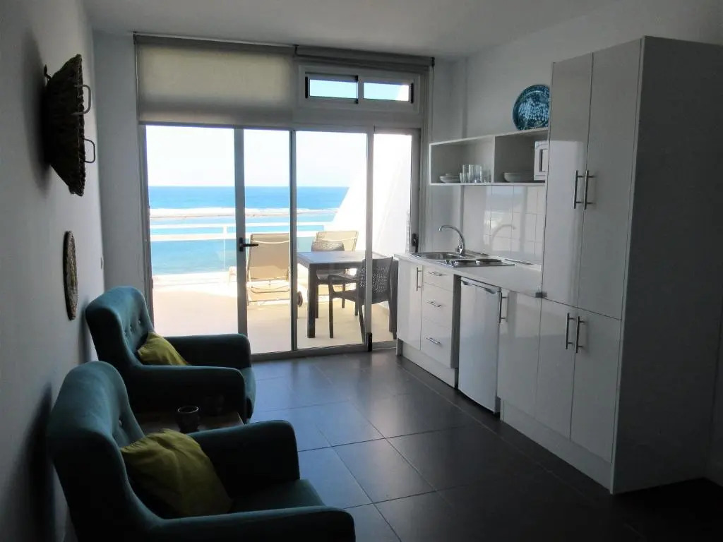 Apartamento 1ª linea Las Canteras -vista mar con terraza y wifi - 307