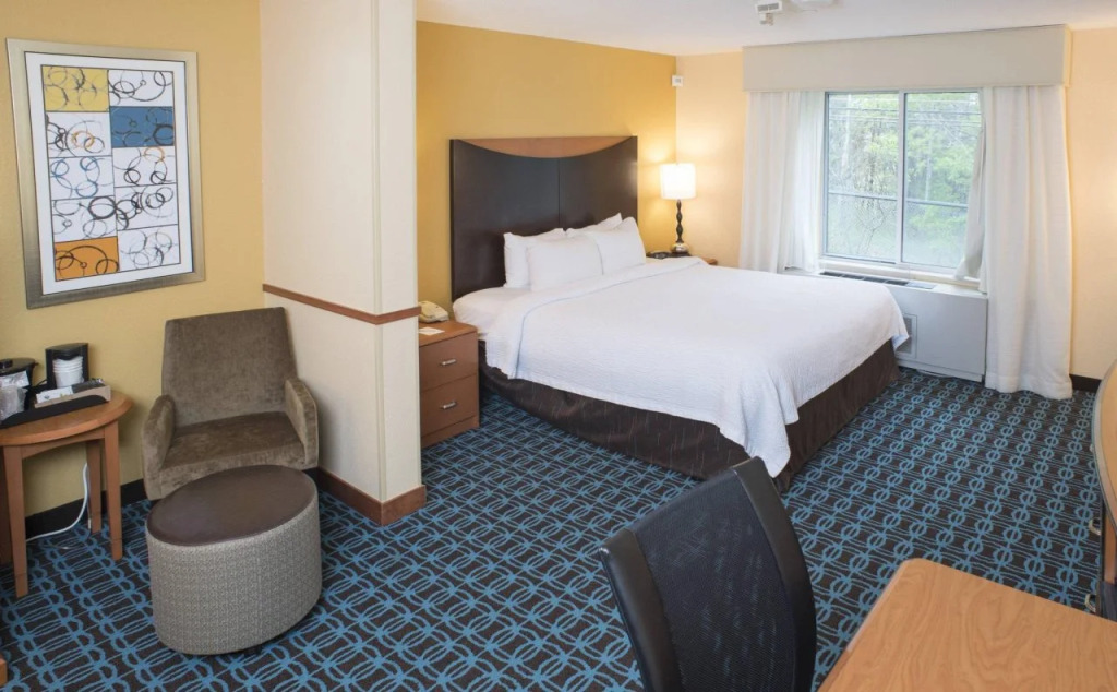 White River Inn & Suites