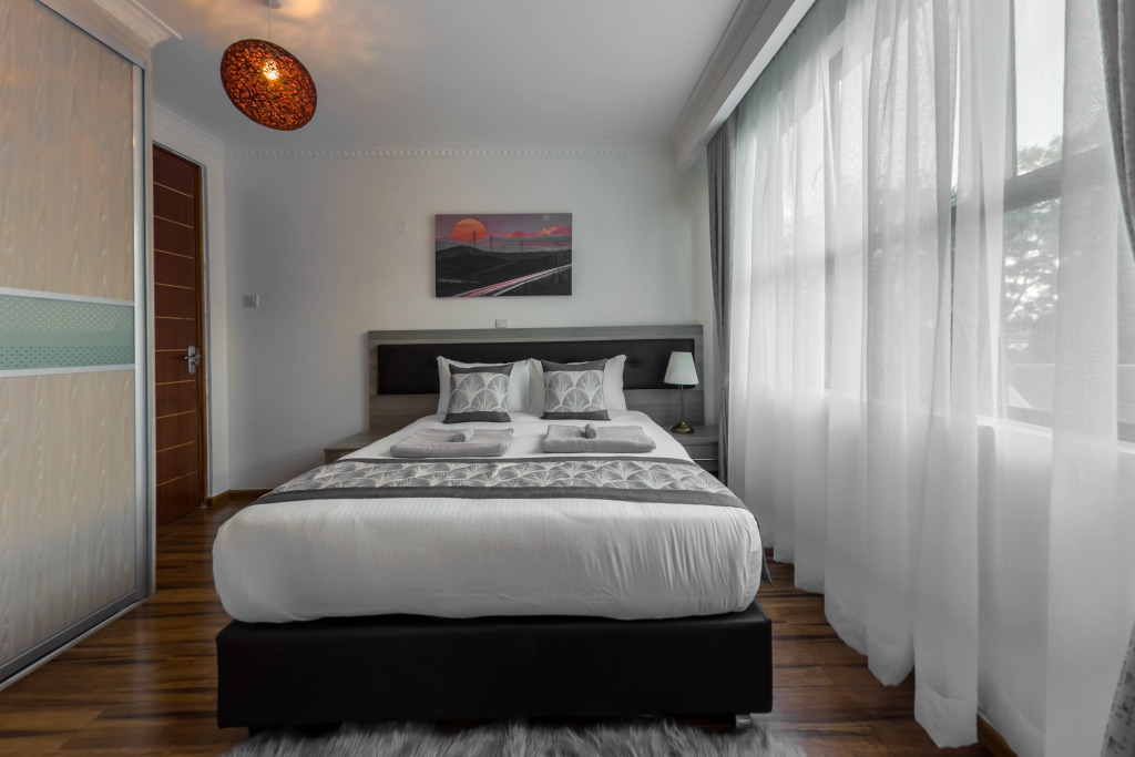 Edmor Residences Riverside