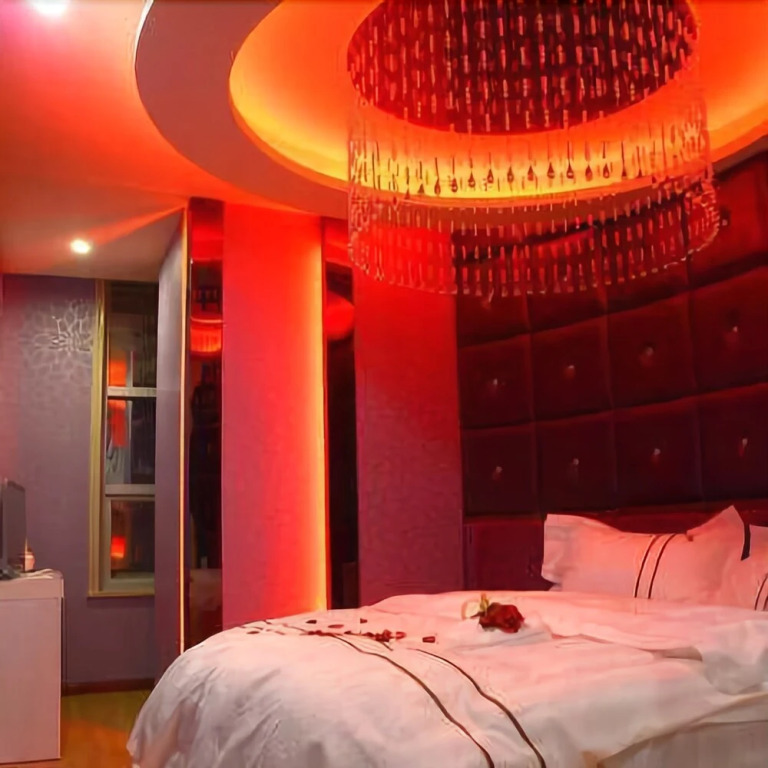 Century Fashion Hotel