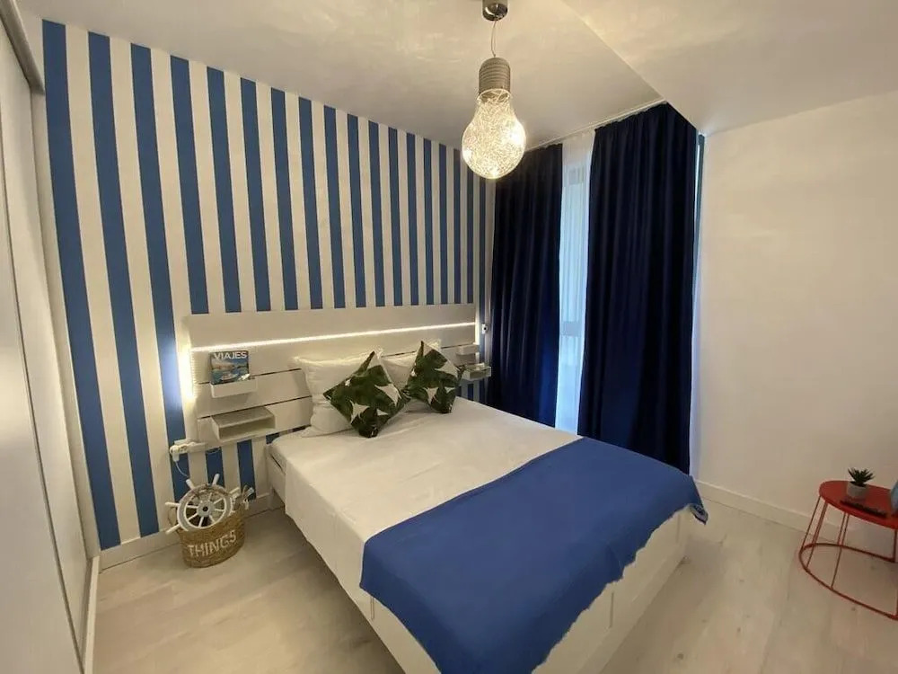 Seaside Mamaia