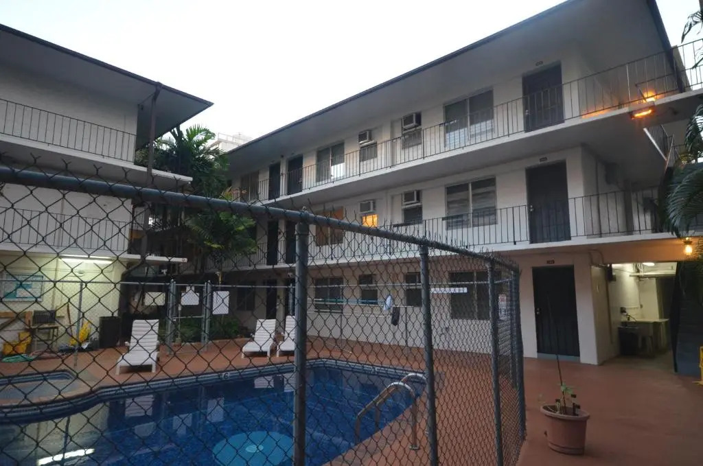 Kon Tiki 234 Renovated King Studio