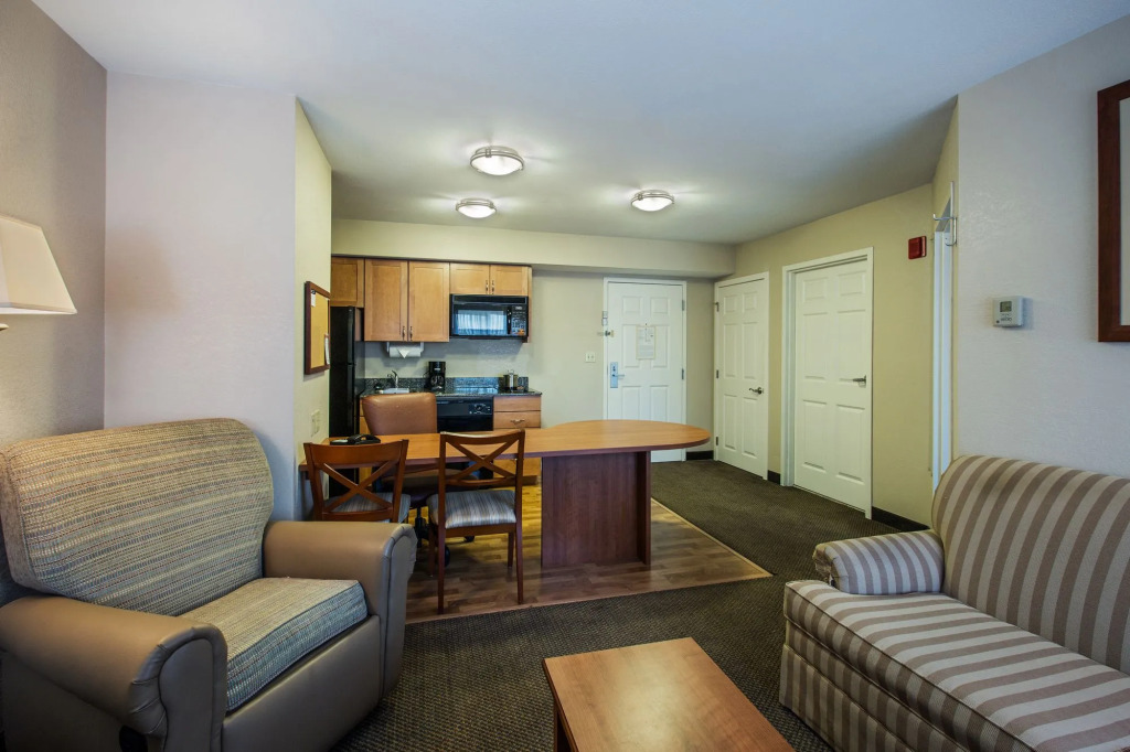 Candlewood Suites Windsor Locks by IHG