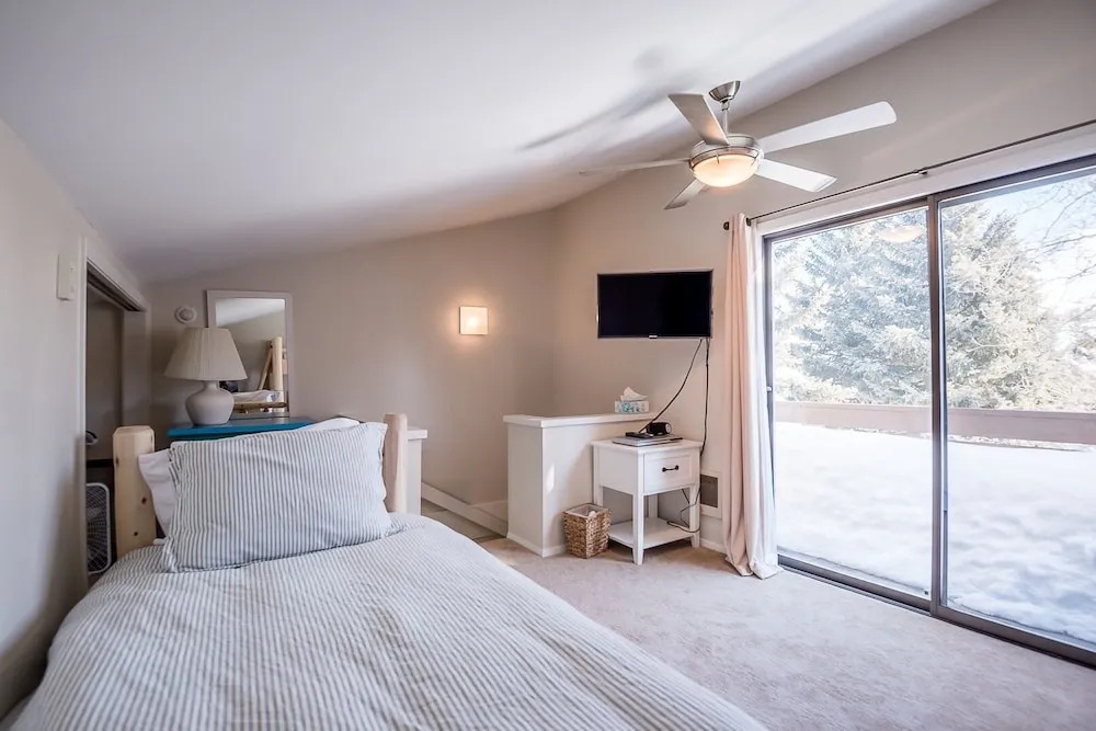 Dollar Meadows #1376 - 2 Br Condo