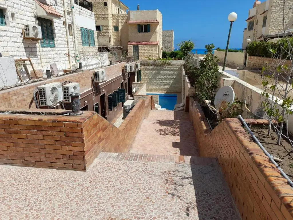 no 4and5 Basement Chalets 2 Beds Green Beach on the pool 114b