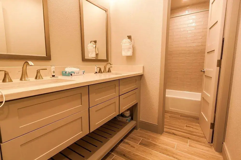 Quicksilver #1666 - 2 Br Condo