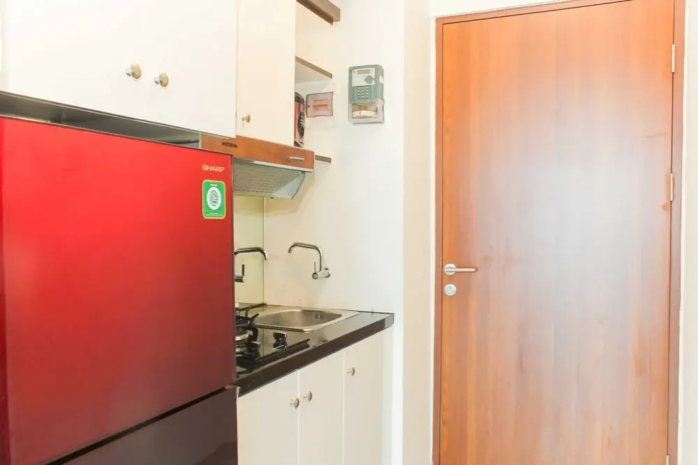 Simply Modern Classic 1Br Without Living Room At Grand Kamala Lagoon Apartment