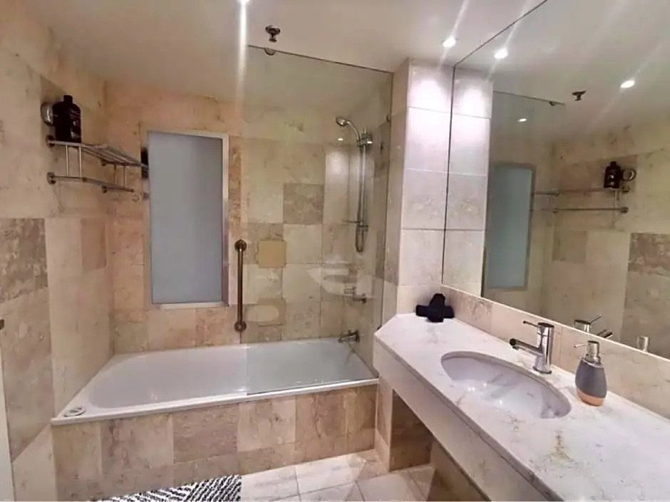 Fab studio in heart of Surfers Paradise! FREE WIFI and FREE PARKING!