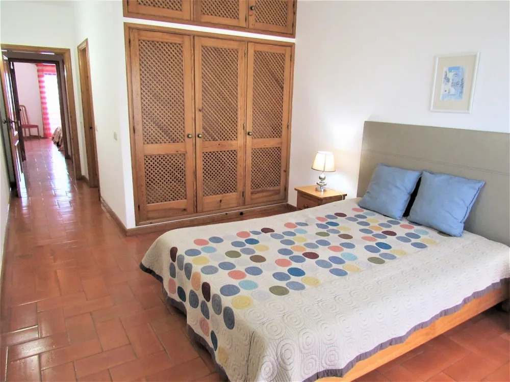 Albufeira 2 Rooms Central Large Apart, Pool, Wifi