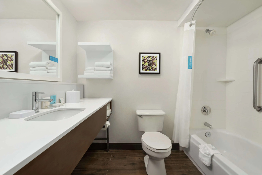 Hampton Inn Portland Airport