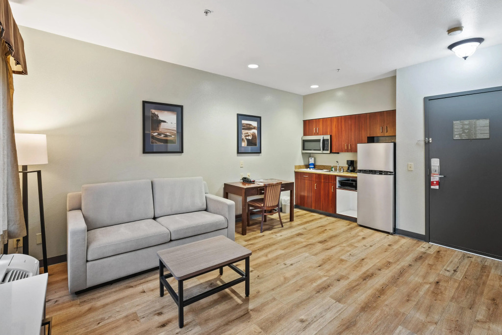Hawthorn Suites by Wyndham Rancho Cordova/Folsom