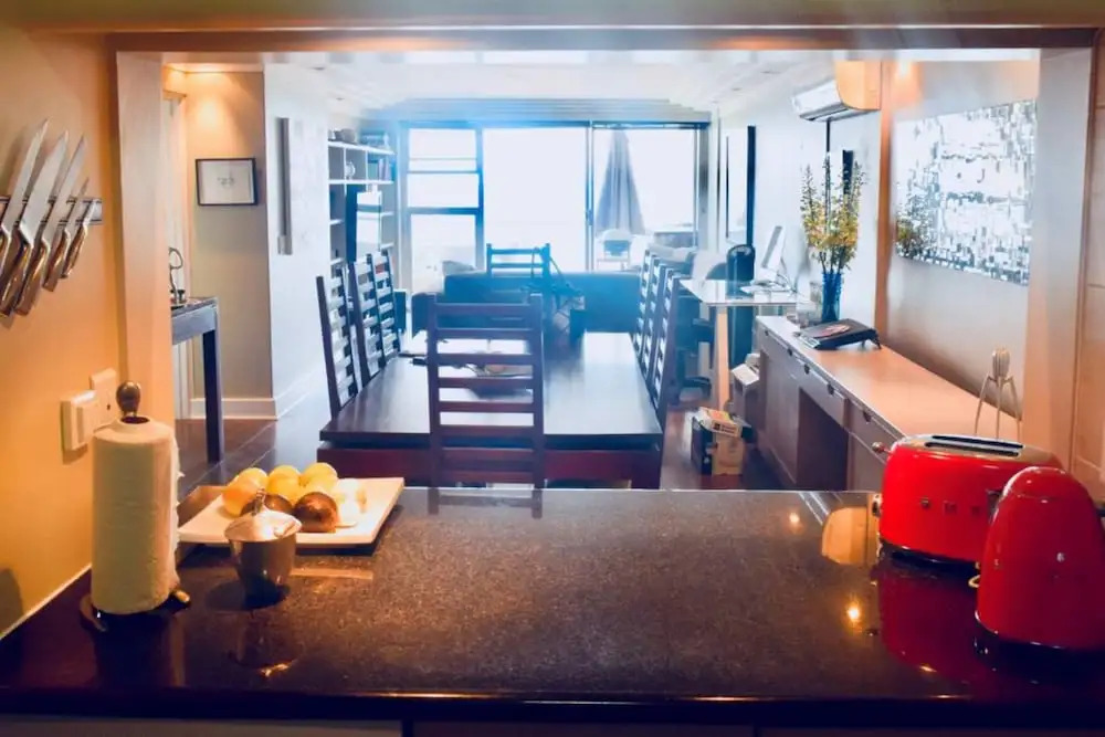 2 Bedroom Luxury Apartment in Bantry Bay