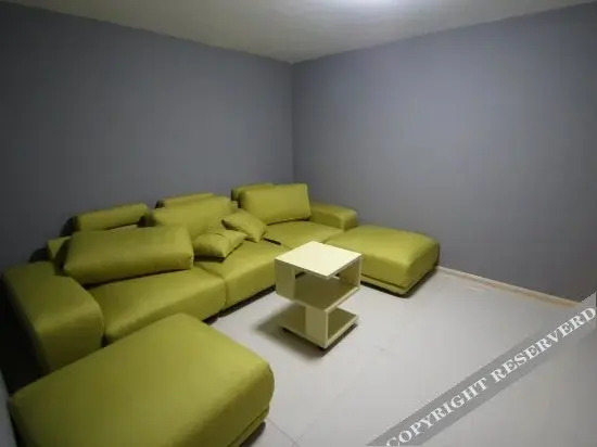 SMART Youth Hostel