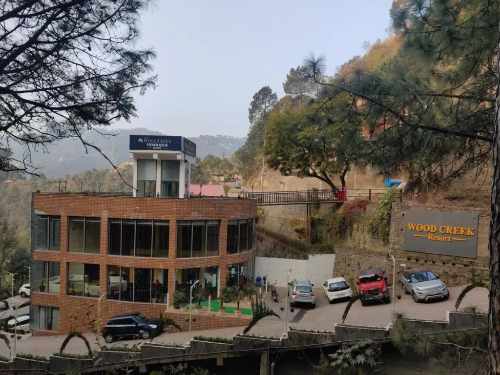 Wood Creek Resort & Spa Kasauli