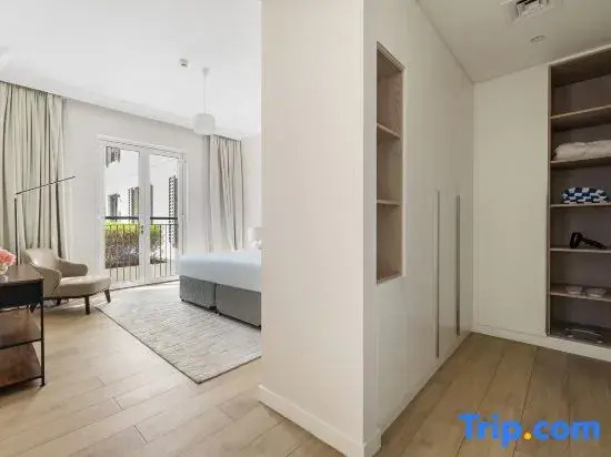 Stylish 2BR with Beach Access