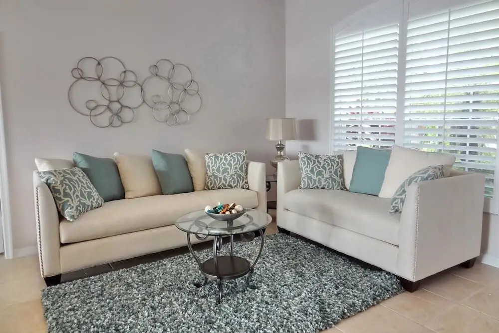 BE324 4 Bedroom Holiday Home by Marco Naples Vacation Homes