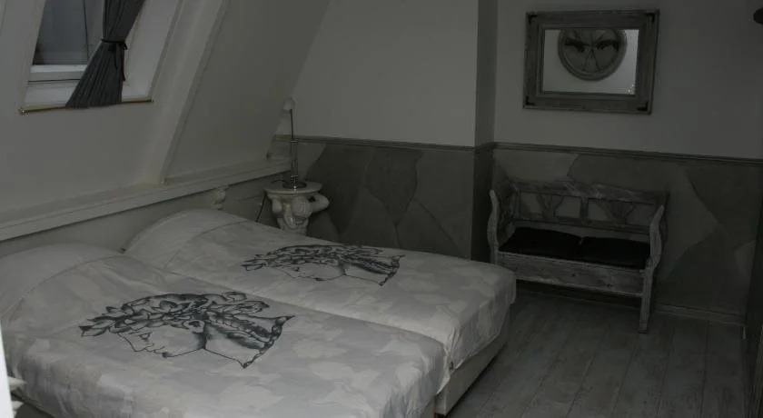 Pension Onassis