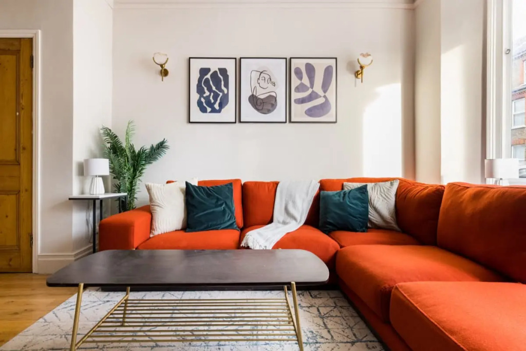 The White City Wonder-Modern 4BDR with Garden and Rooftop Terrace