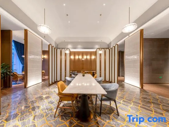 Zhuhai  Southern Airlines Pearl Hotel