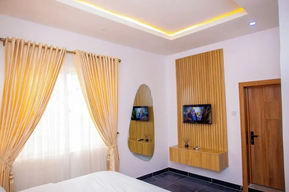 The Bond Apartment