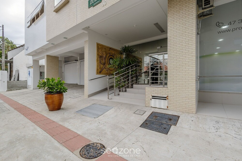Apt w/ BBQ Garage 550m From Beach Zuc0703