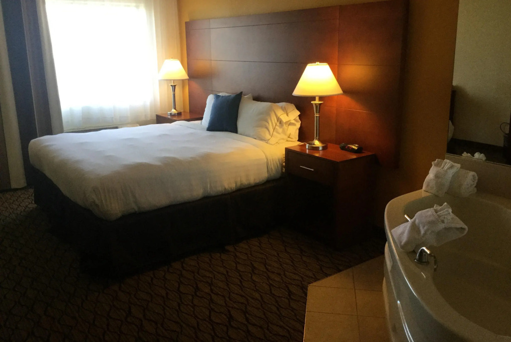 Baymont by Wyndham Mishawaka South Bend Area