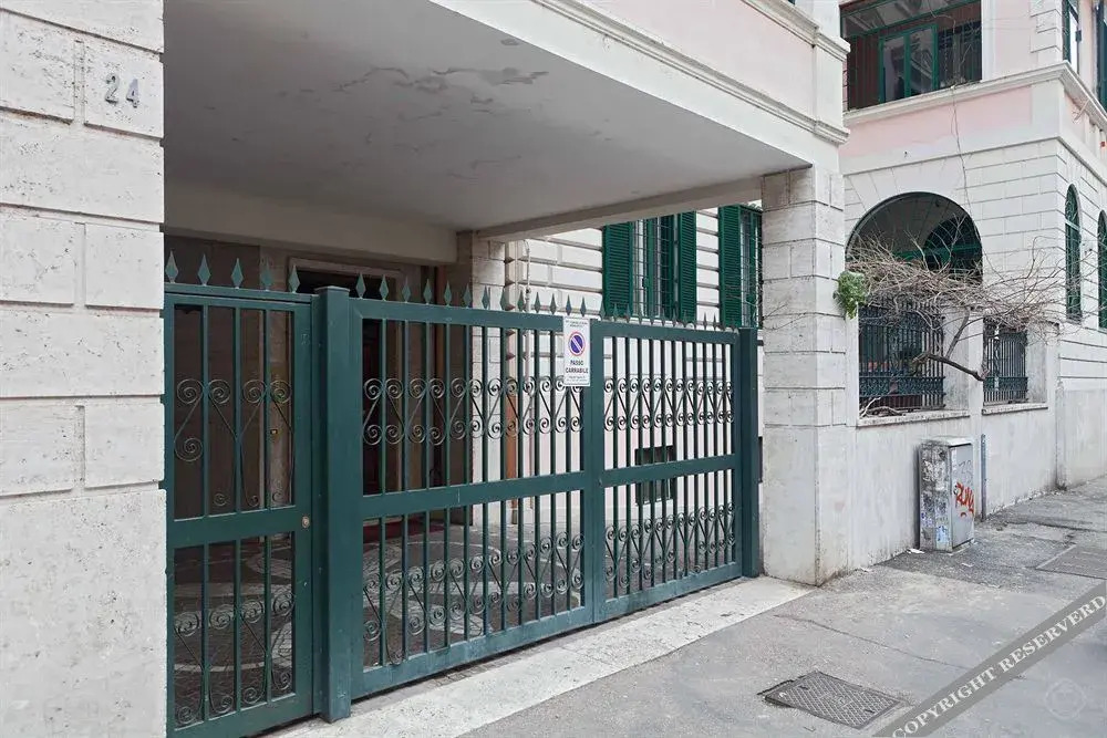 Parioli apartments-Villa Borghese area