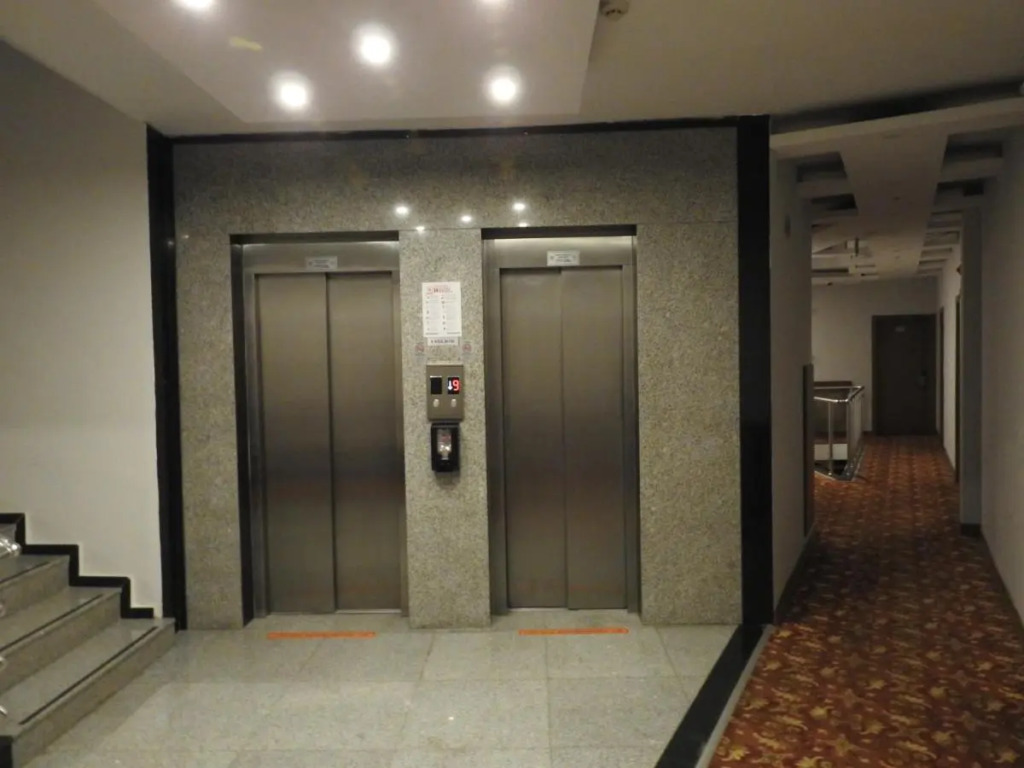 INN TOWN HOTEL