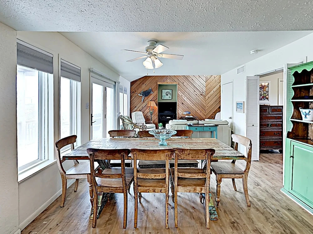 Oceanview Hideaway in Lost Colony by RedAwning