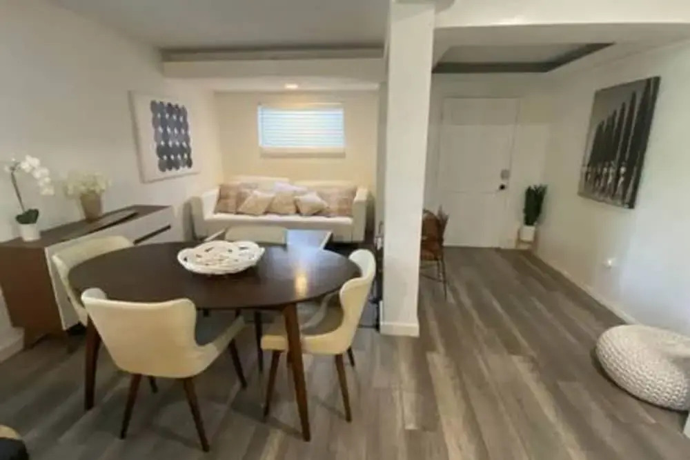 Pool Parking 2 Bedroom Retreat Sleeps 5