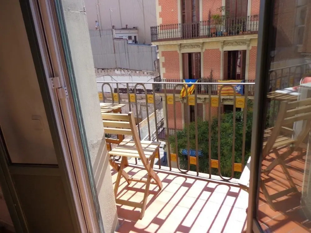 Avenida Apartments Torrent