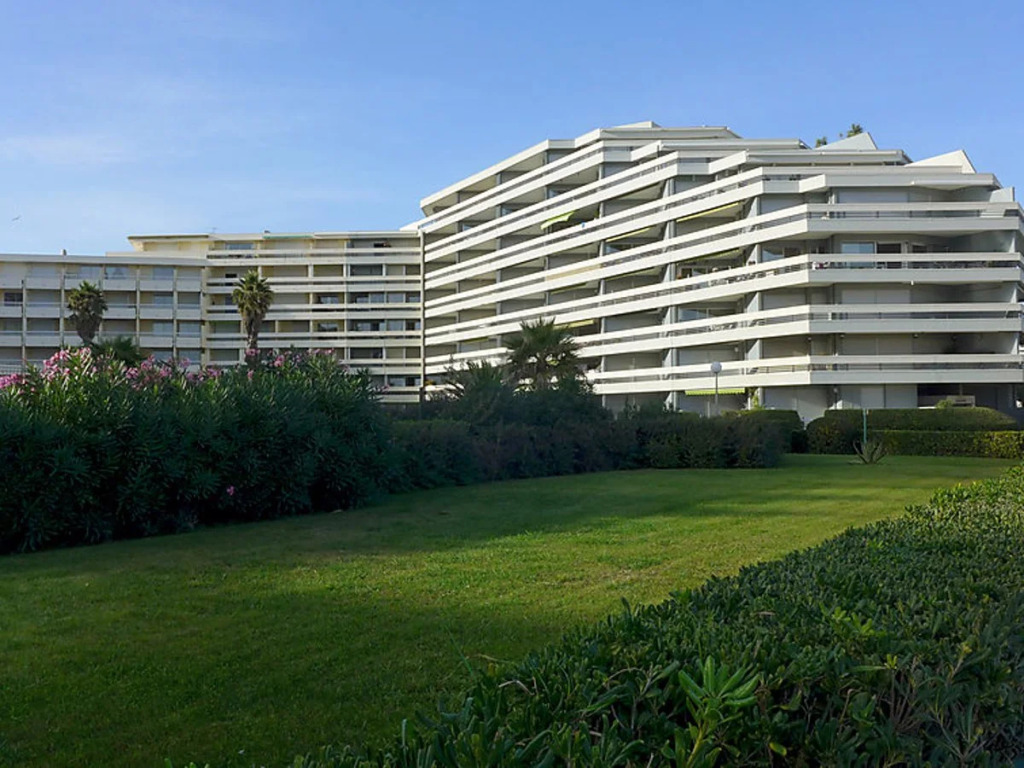 LE BEAUPRé 38734