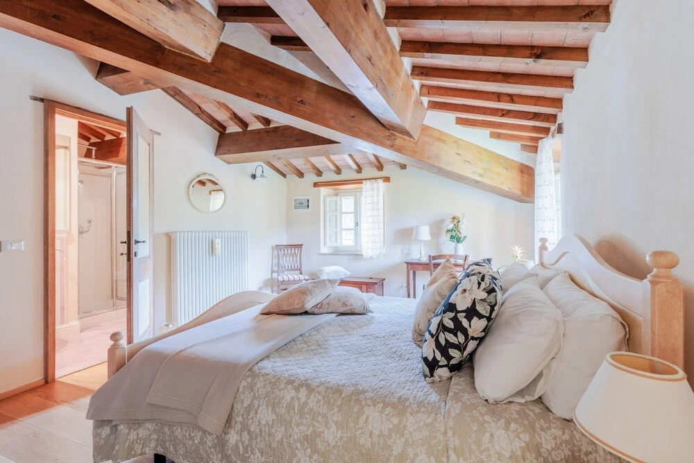 Villa near Lucca with Tuscan Charm