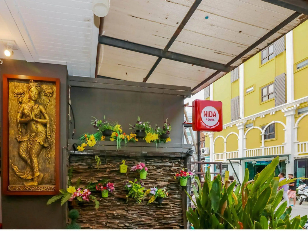 NIDA Rooms Patong Pearl Jung