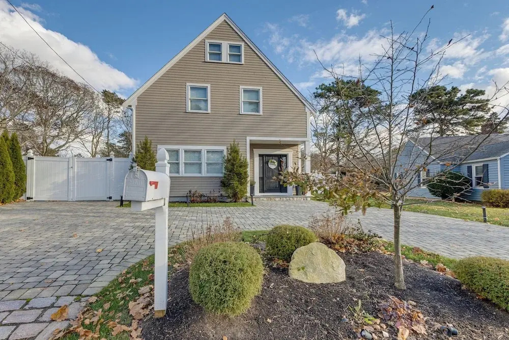 Patio & Fire Pit: Retreat 2 Mi to Cape Cod Beaches