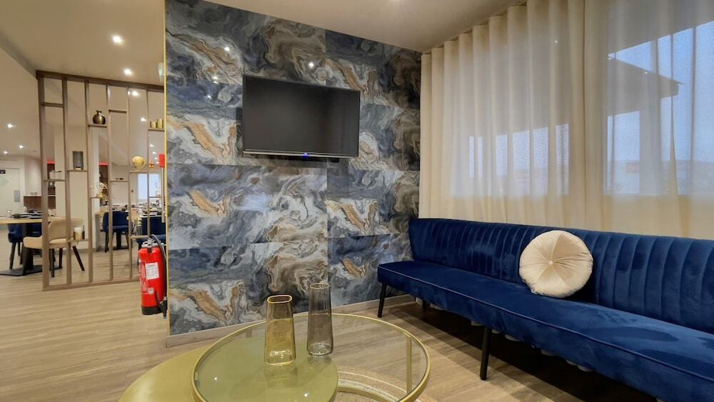 Hotel Comfort Inn Orleans Saran