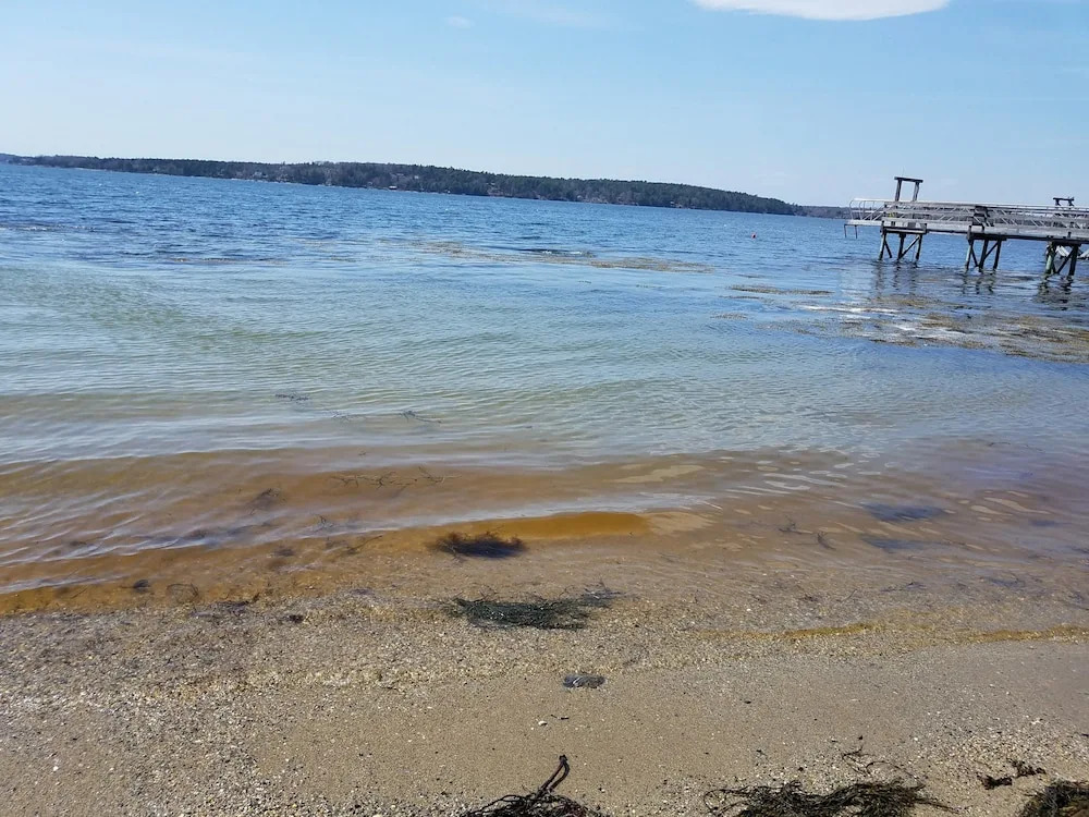 Smugglers Cove Inn