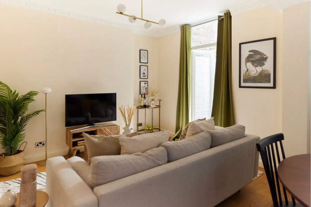 The London Wonder - Adorable 2Bdr Flat With Patio