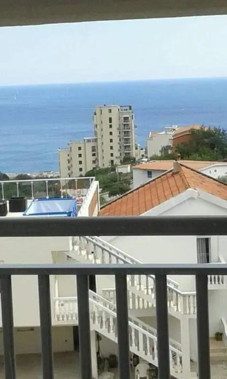 Daco22